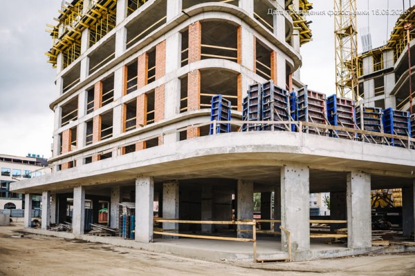 Челюскинцев 5