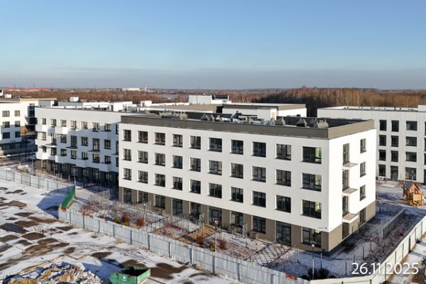 Скандиа. Квартал у озера