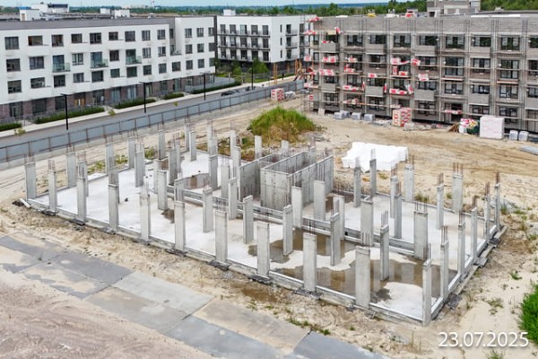 Скандиа. Квартал у озера