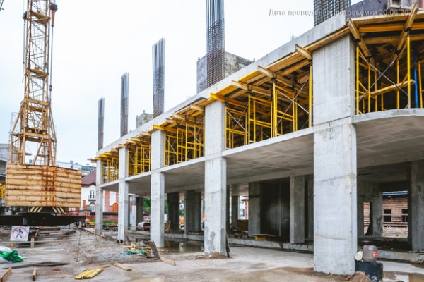 Челюскинцев 5