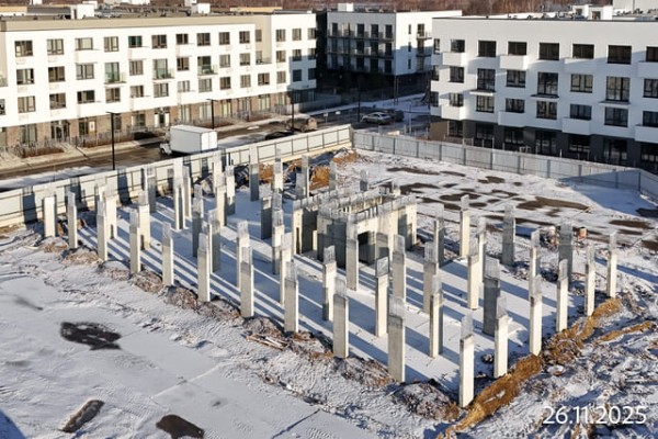 Скандиа. Квартал у озера