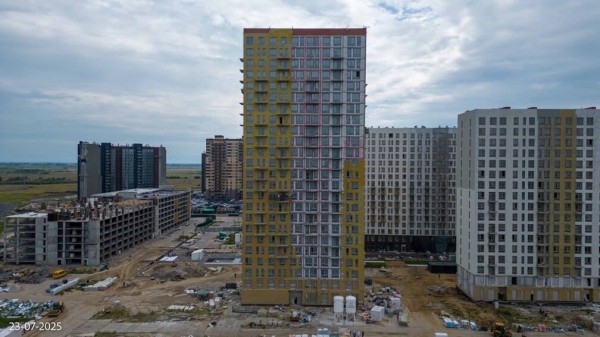 На Чаркова 72