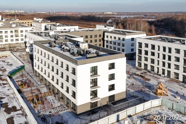 Скандиа. Квартал у озера