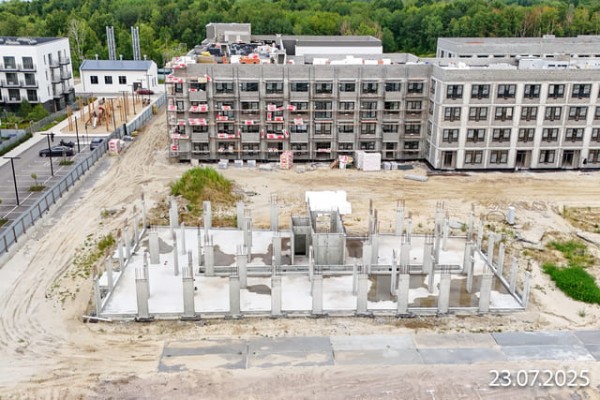 Скандиа. Квартал у озера