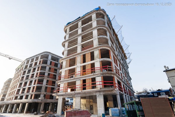 Челюскинцев 5