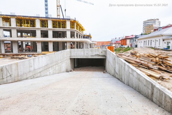 Челюскинцев 5