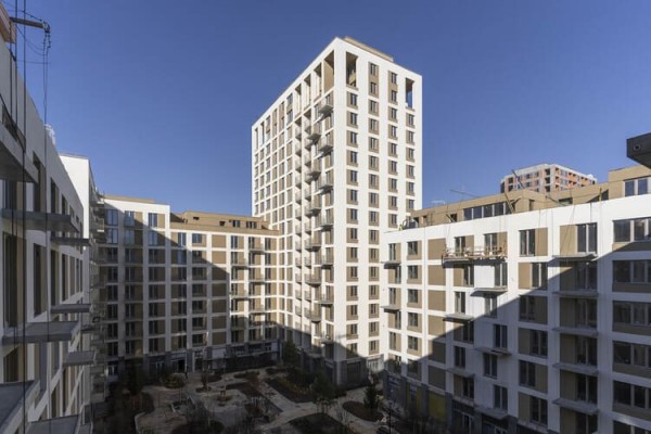 Республики 205