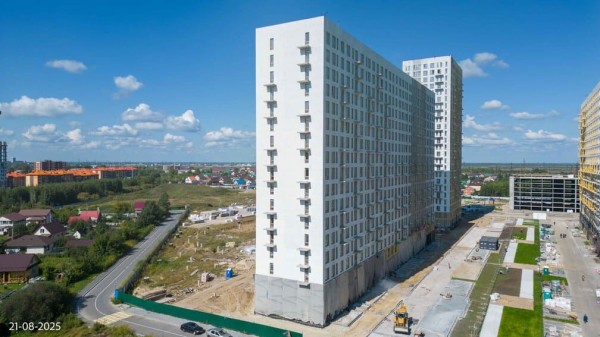 На Чаркова 72