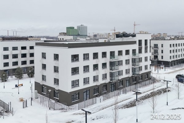 Скандиа. Квартал у озера