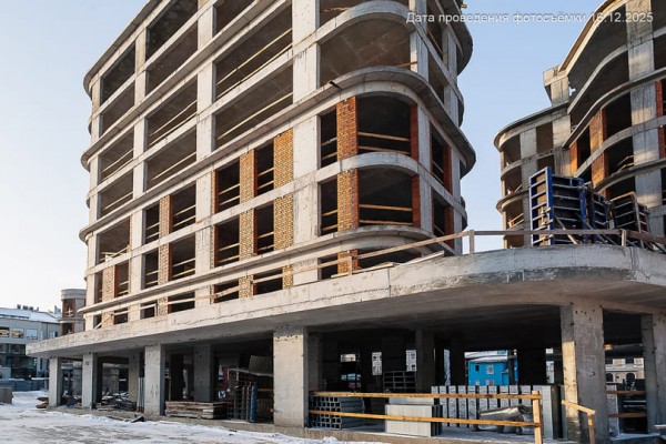 Челюскинцев 5