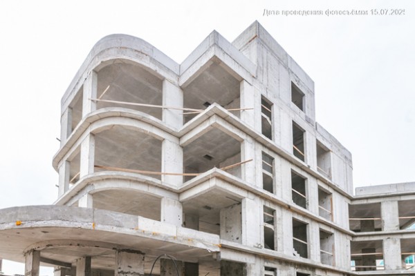 Челюскинцев 5