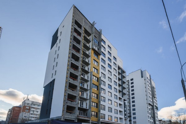 На ул. Ставропольская, 1