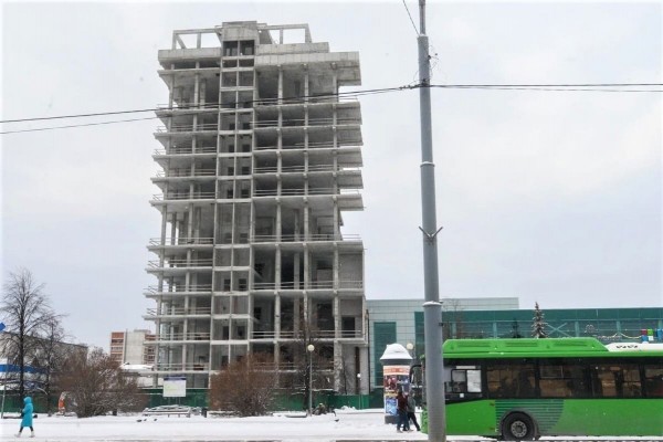 Долгострой у ЦУМа в Тюмени снесут