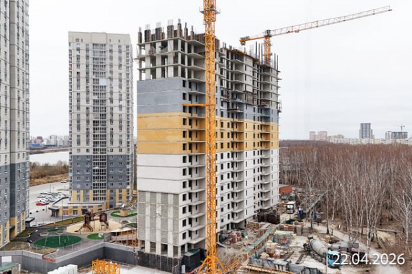 Строительство жилого комплекса по ул. Мельникайте (апрель 2026 года)
