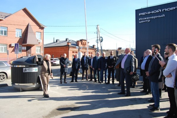 Экскурсию проводит Юлия Ахметова