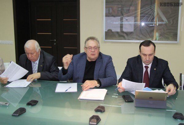 Владимир Соловьев (в центре) провел заседание Совета