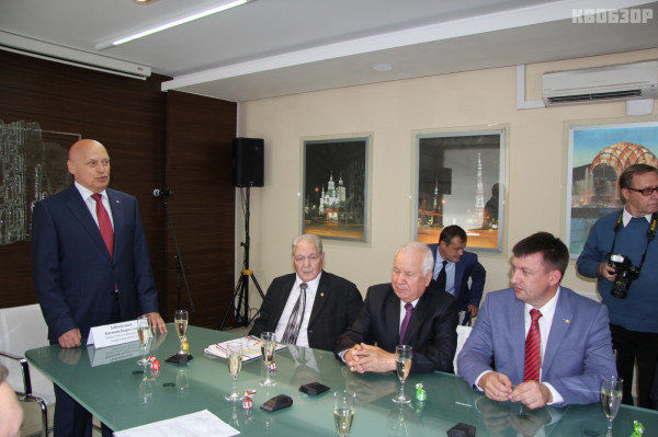 Открыл церемонию награждения заместитель губернатора Тюменской области Евгений Заболотный