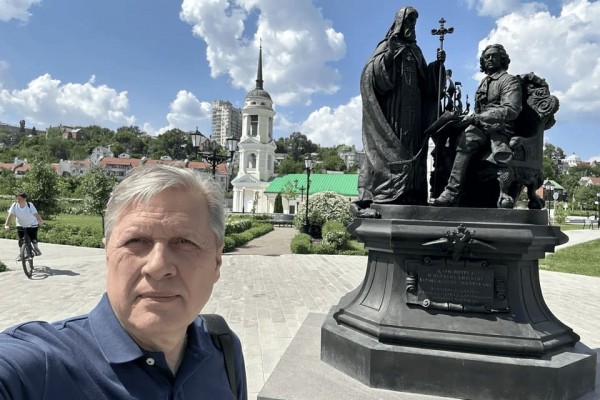 Андрей Табанаков на улицах Воронежа