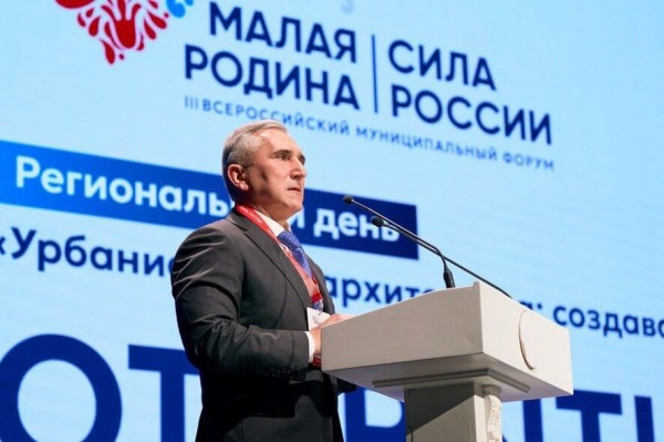 Александр Моор