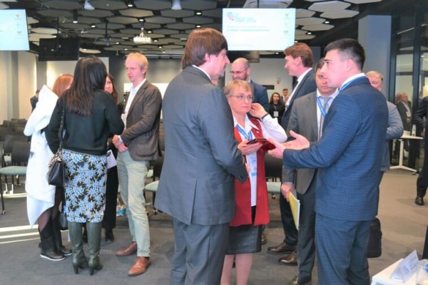 Общение продолжается