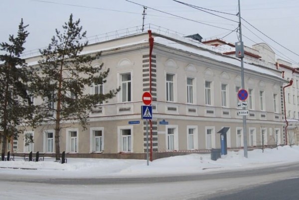 Новый дом Тюменского областного штаба студенческих отрядов: ул. Луначарского, 2, корпус 3