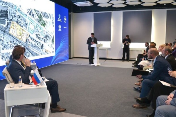 Выступает Максим Афанасьев