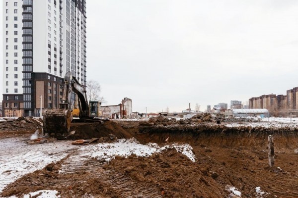 К забивке свайного поля второго дома жилого комплекса приступили в ноябре