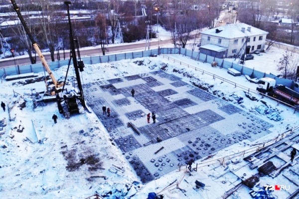 Стройплощадка «Аква-Инвест» на Дамбовской (фото с сайта 72.ru)