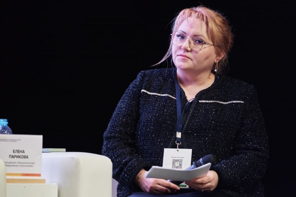 Елена Парикова