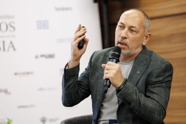 Роман Козлов