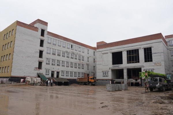 Строительство школы на ул. Красных Зорь