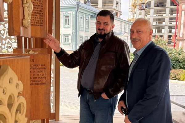 На пешеходной улице Дзержинского