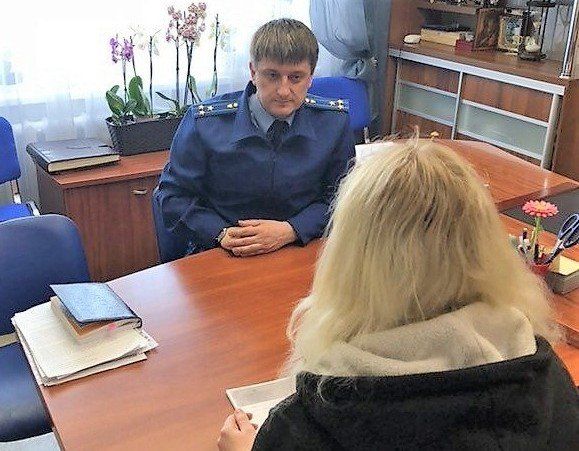 Прием ведет прокурор Алексей Андриянов