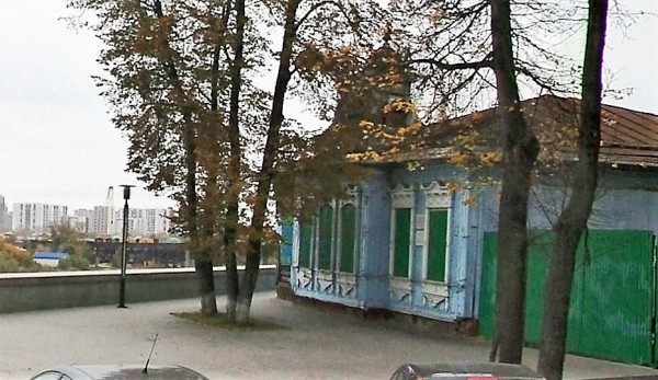 Историческое здание на ул. Семакова, 1