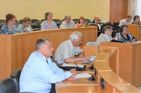 На  заседании межведомственной комиссии (из архива КВ)