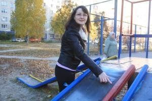 Айгуль Павленко: \"Как можно кататься ребенку на такой горке?\"