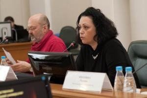 Наринэ Тютчева