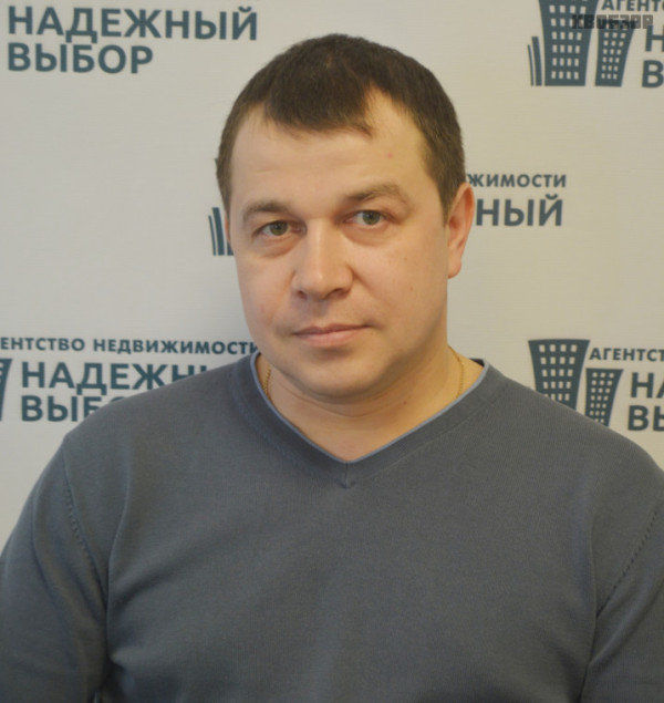 Евгений Антонов
