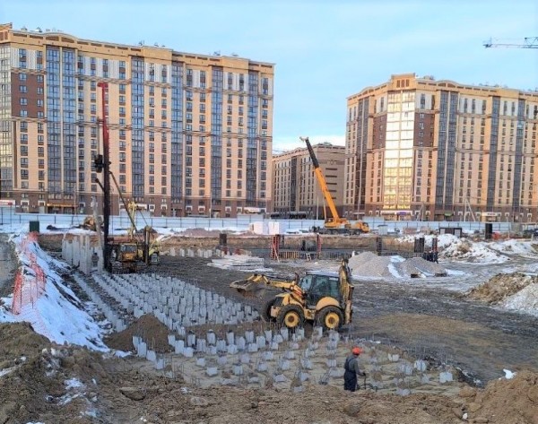Новый дом начали строить в феврале на ул. Тимофея Кармацкого
