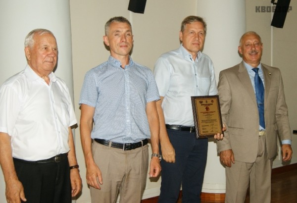 Диплом победителя вручен Андрею Табанакову