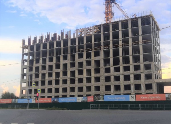 Строительство жилого комплекса по ул. Ветеранов Труда (июль)