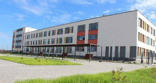 Школа в Плеханово
